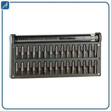 media.product.imagealternatetextformat